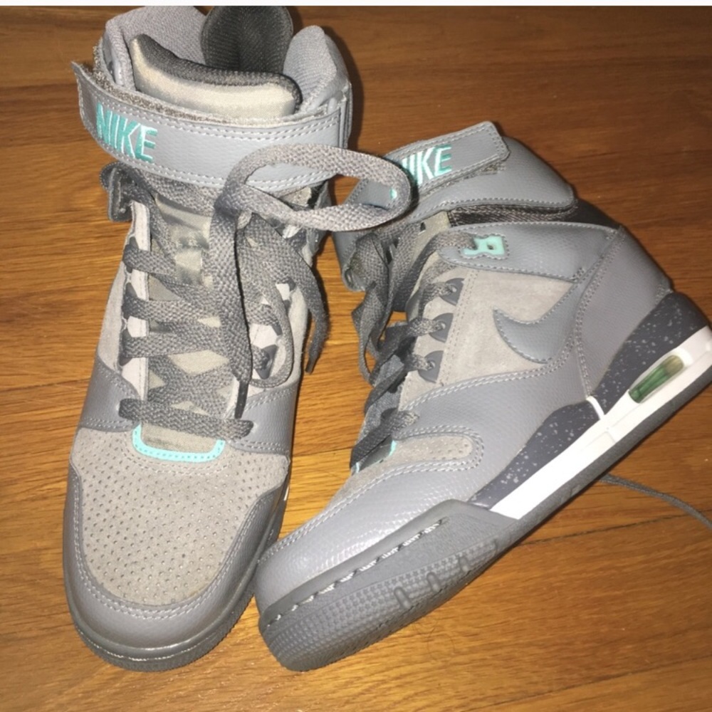 Nike Wedge